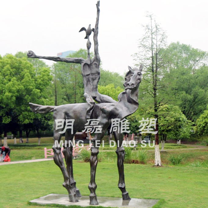 鑄銅雕塑《高瘦馬》